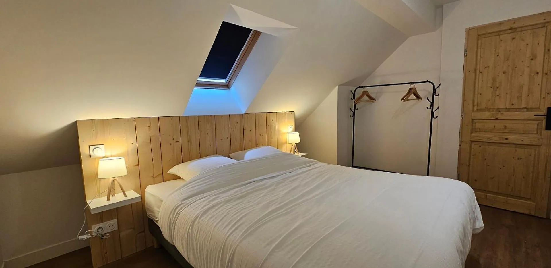 Gite Eth Chalet 4 Etoiles Les Echappees Belles Antignac 아파트