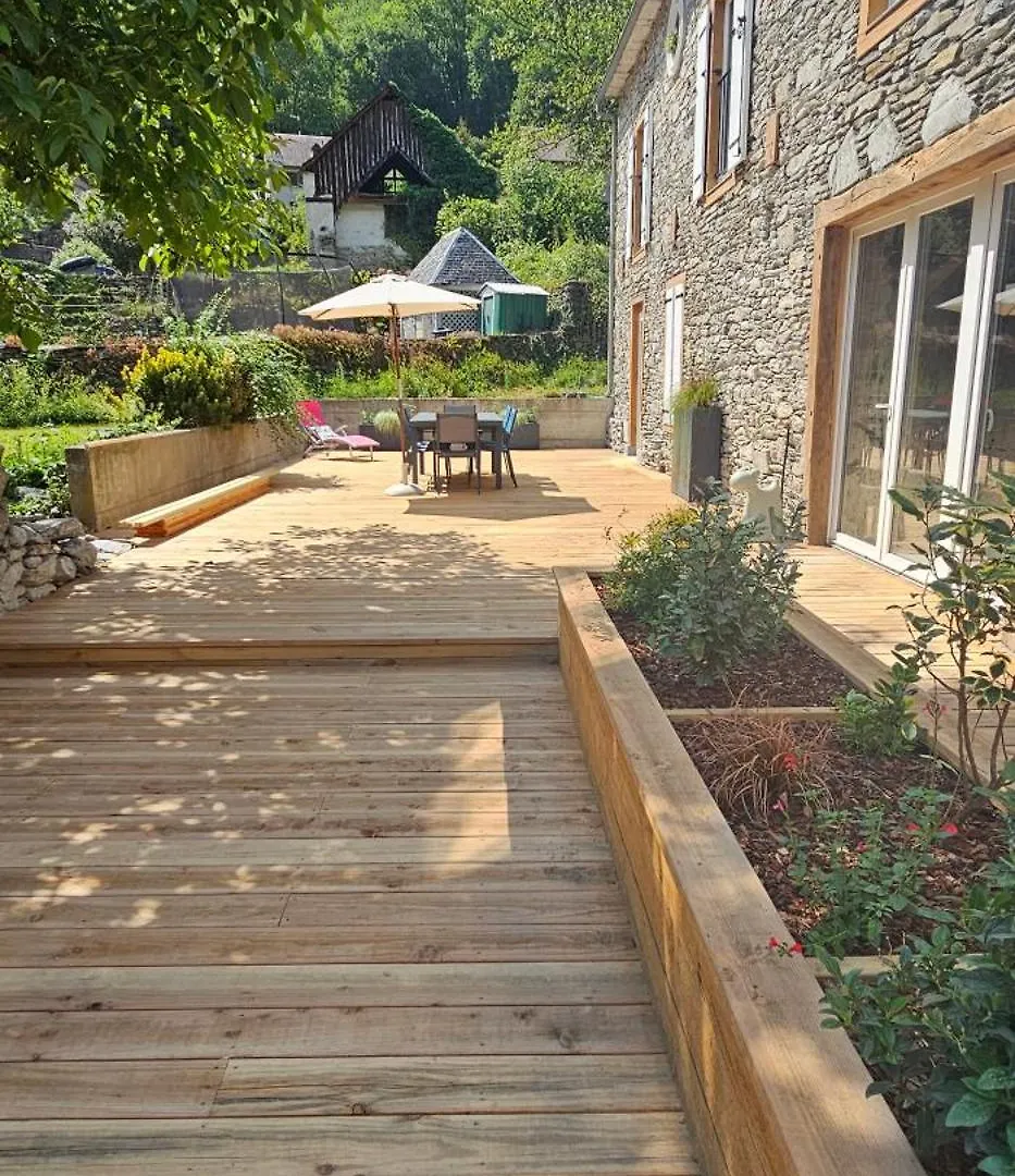 Gite Eth Chalet 4 Etoiles Les Echappees Belles Antignac