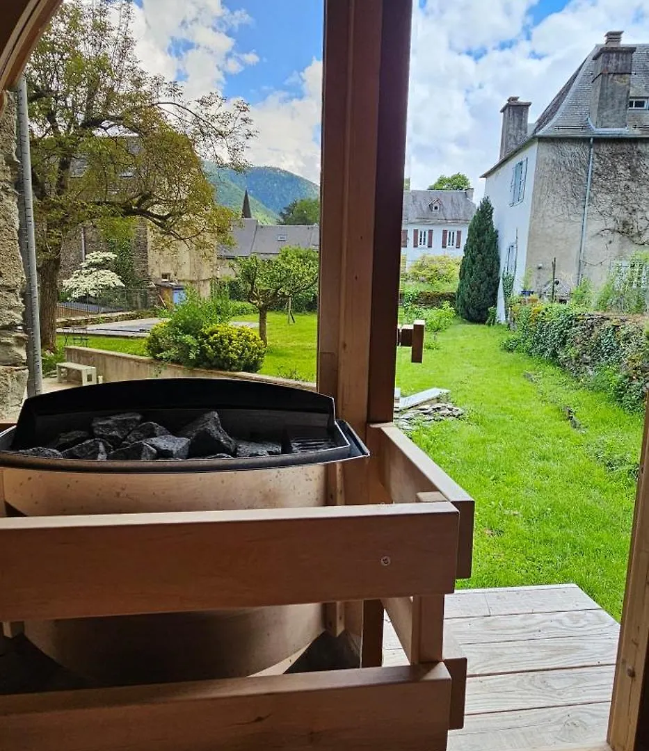 Gite Eth Chalet 4 Etoiles Les Echappees Belles Antignac 아파트